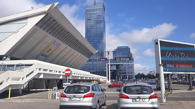 Hala Olivia Gdańsk al. Grunwaldzka / Bażyńskiego-1