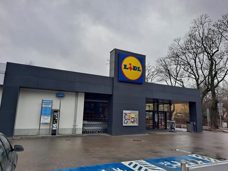 Lidl Warszawa ul. Plastyczna 12-4