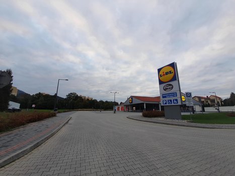 Lidl Ustroń ul. Kojzara 3-1