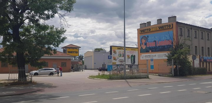 Netto Kościan ul. Surzyńskiego 11-4