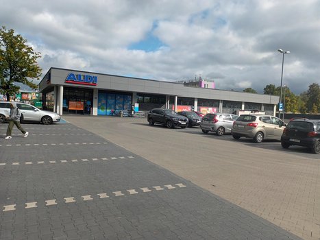 Aldi Częstochowa Botaniczna 37-2