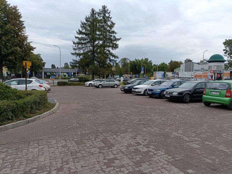 b.jpg Trans-Pik Tomaszów Maz. ul. Graniczna 1/7-2