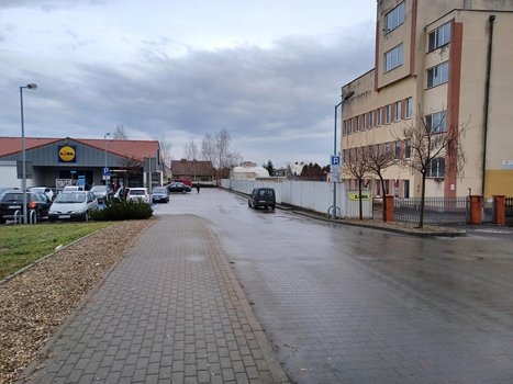 Lidl Tarnobrzeg ul. Sikorskiego 6a-3